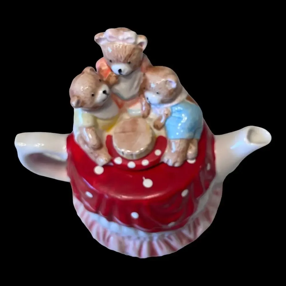 Teddy Bear Picnic Momma Cubs Sweet Collectible Tea Pot‎ Vtg Nursery Baby Decor